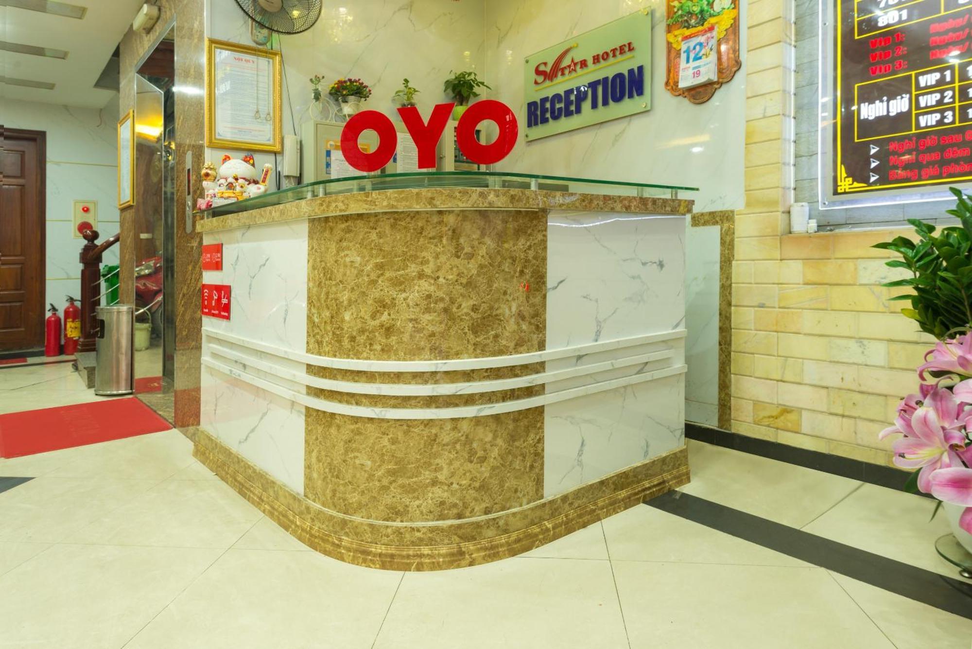Oyo 887 スター ホテル ハノイ市 エクステリア 写真